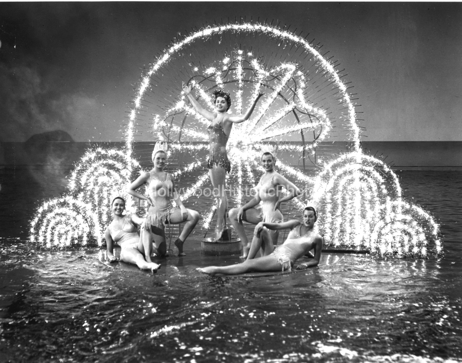 Esther Williams 1952 1 Million Dollar Mermaid MGM wm.jpg
